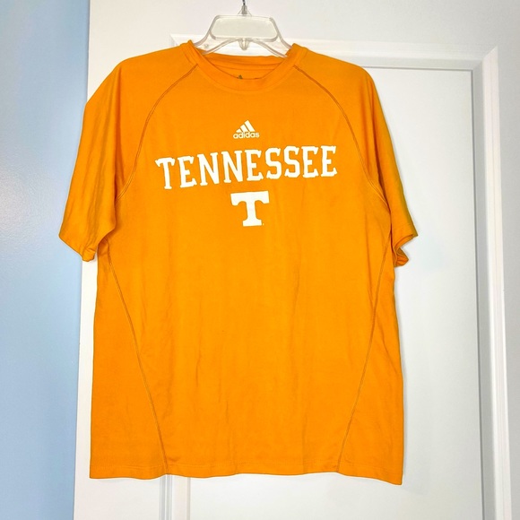 🍓6/$15🍓 Men’s Adidas Tennessee T-shirt - Picture 1 of 6